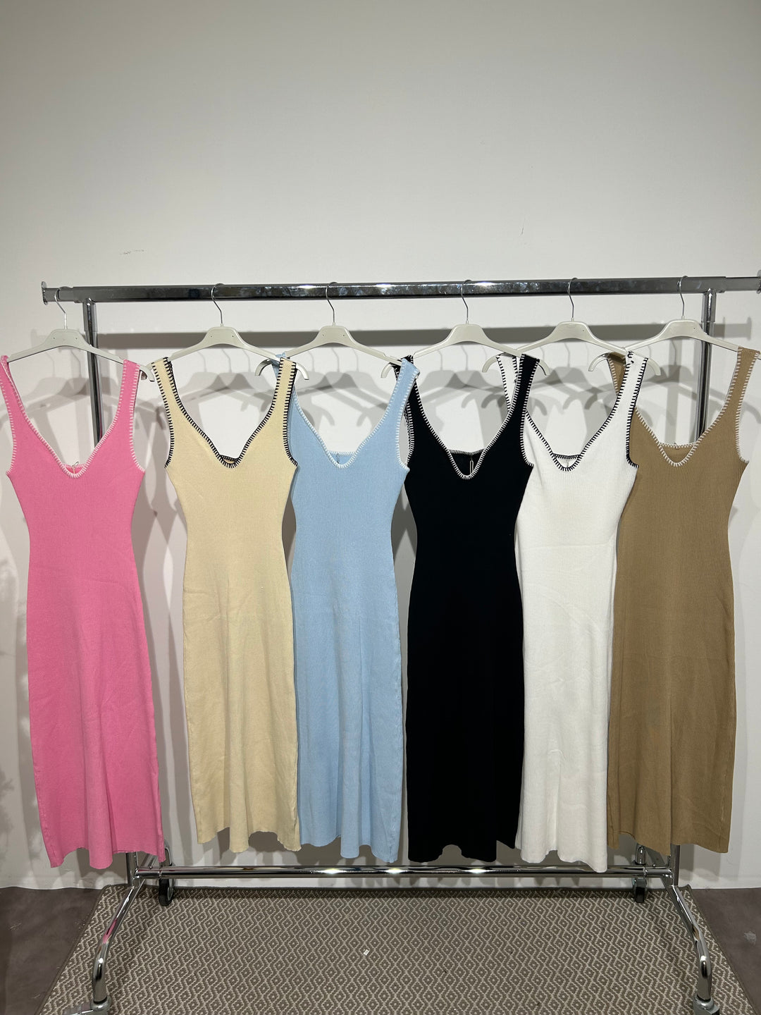 ROBE AVENYA
