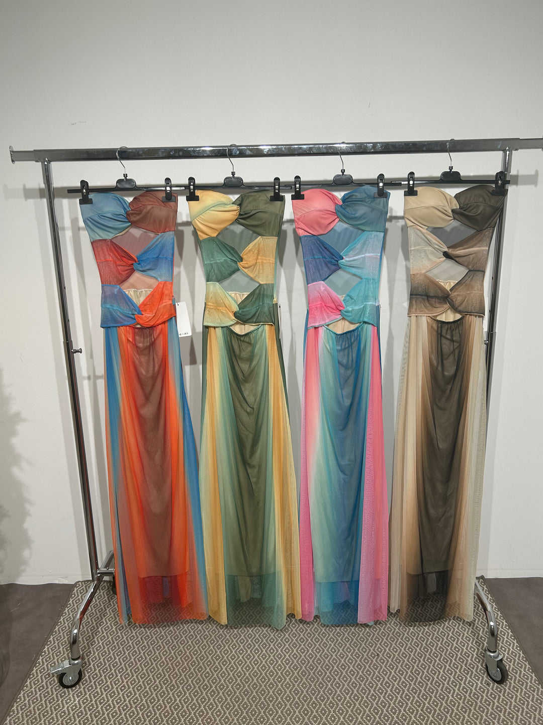 ROBE LOUCIA