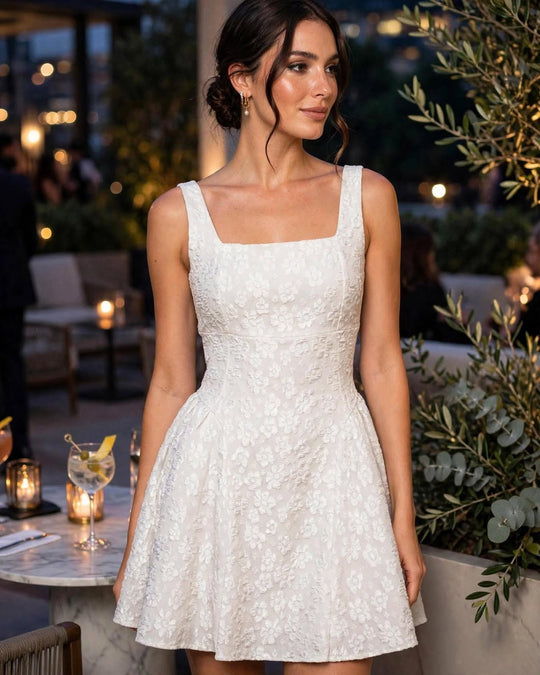robe courte légère style moderne femme CHIC &amp; TOI La Réunion – vue 6