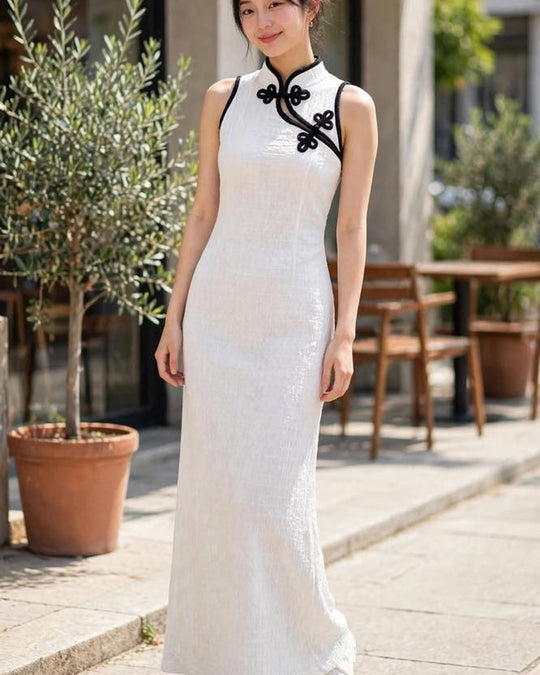 ROBE LEORA