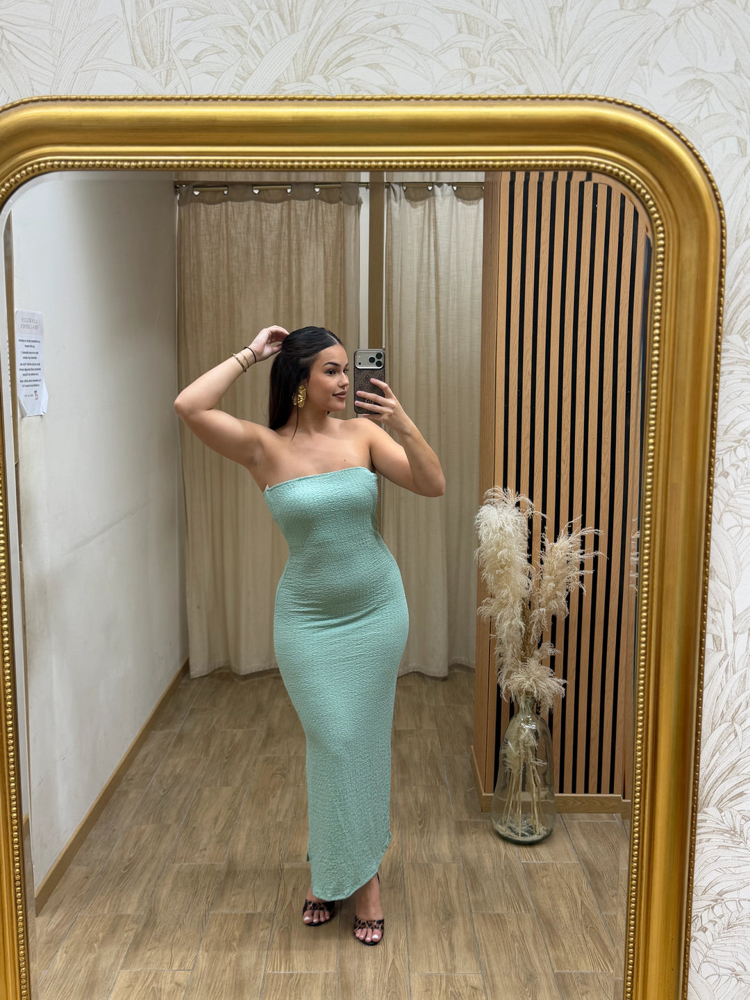 ROBE STEVY