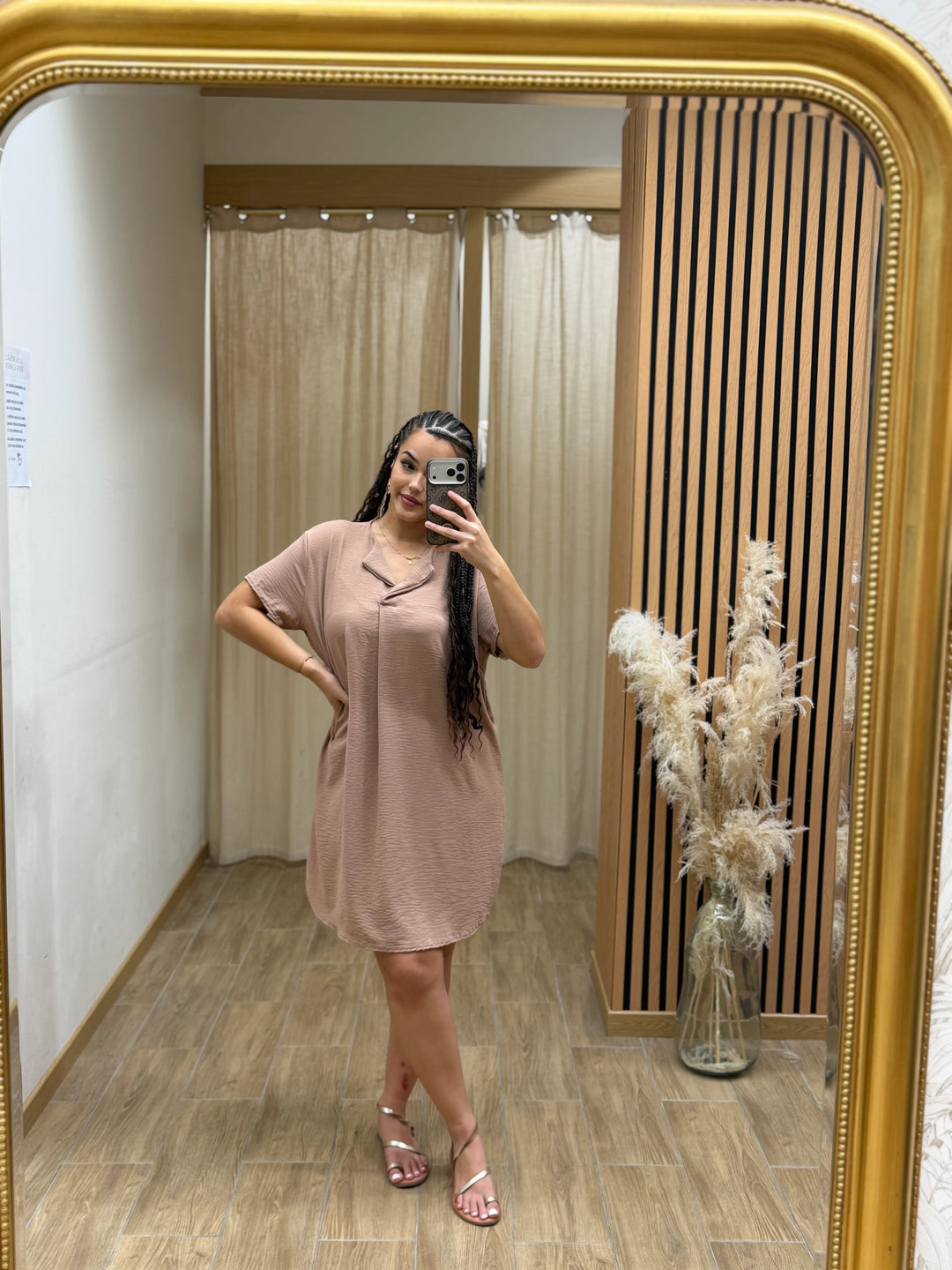 ROBE JELANI