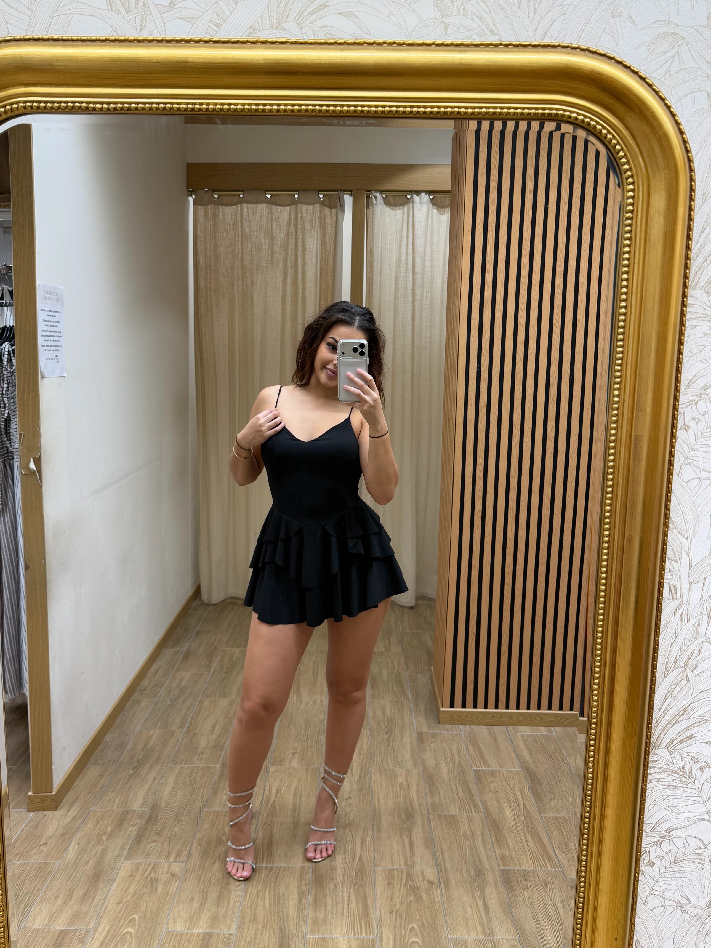 ROBE MOUNA