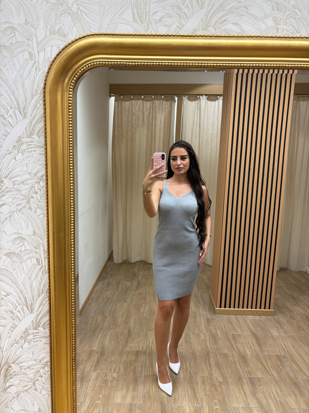 ROBE CHRISLENNE