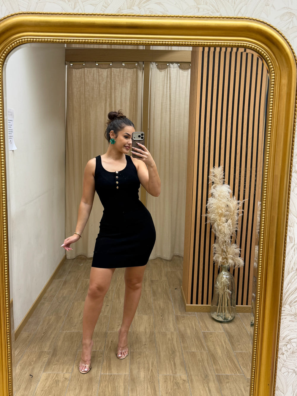 ROBE LEIKA