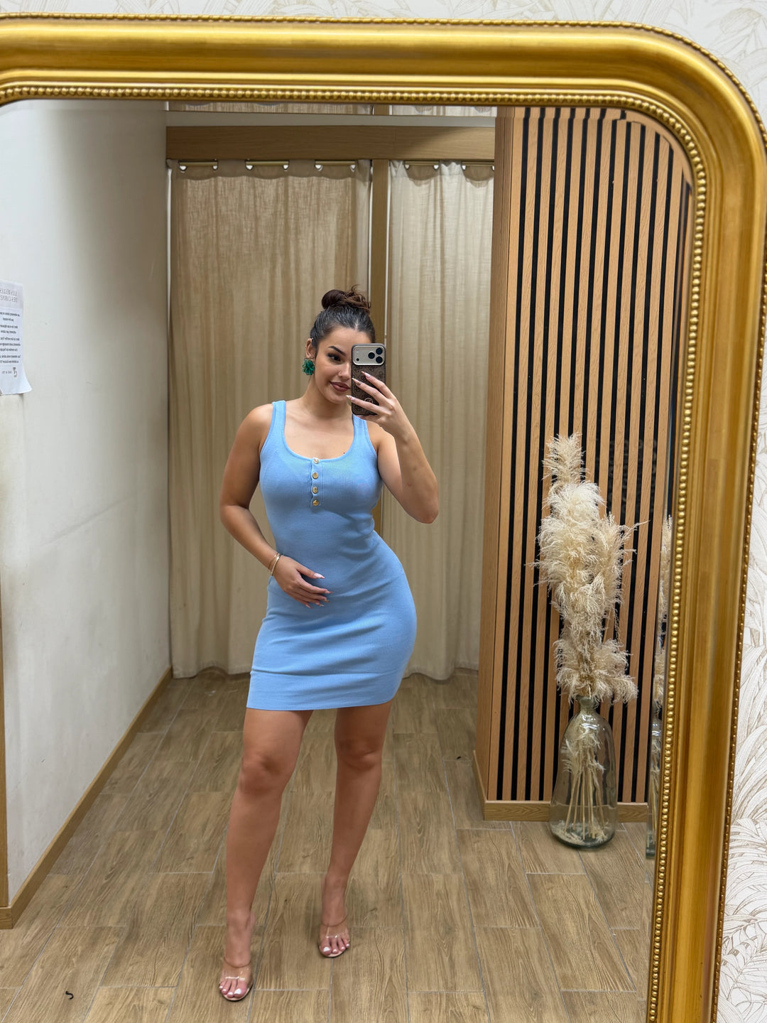 ROBE LEIKA