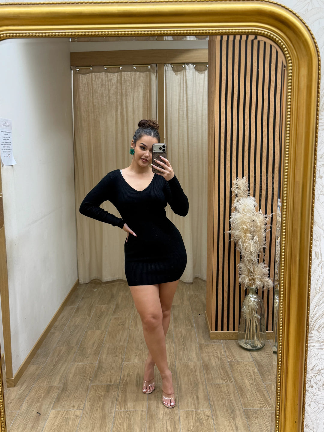 ROBE KELLYNA