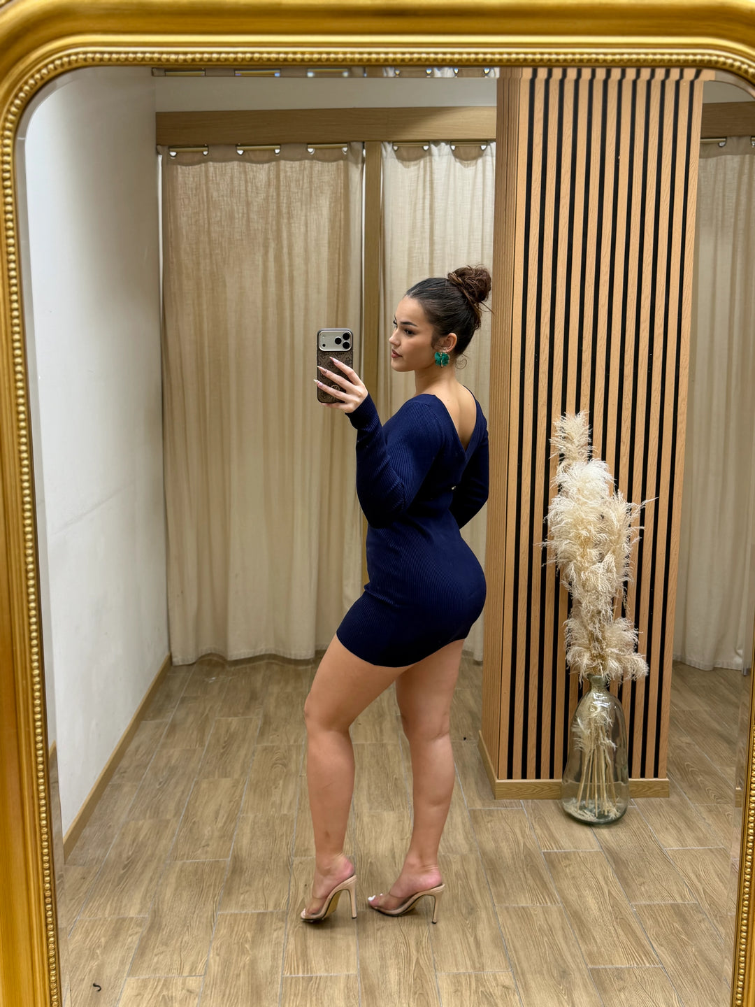 ROBE KELLYNA
