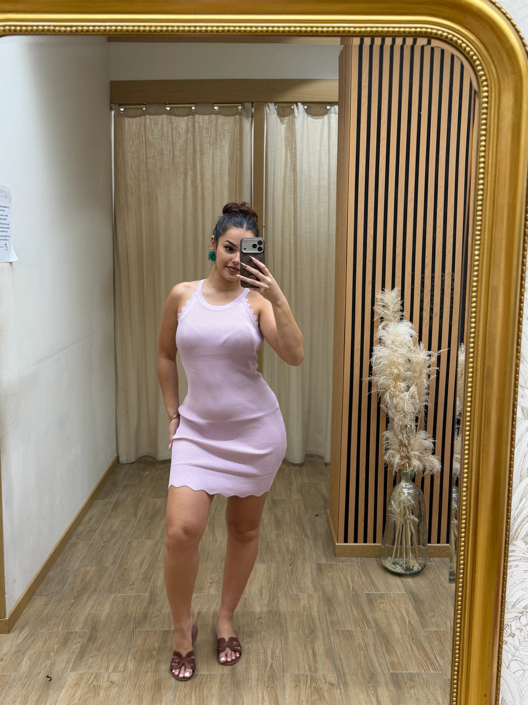 ROBE APRIL