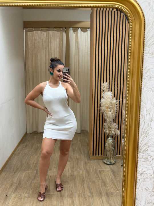 ROBE APRIL
