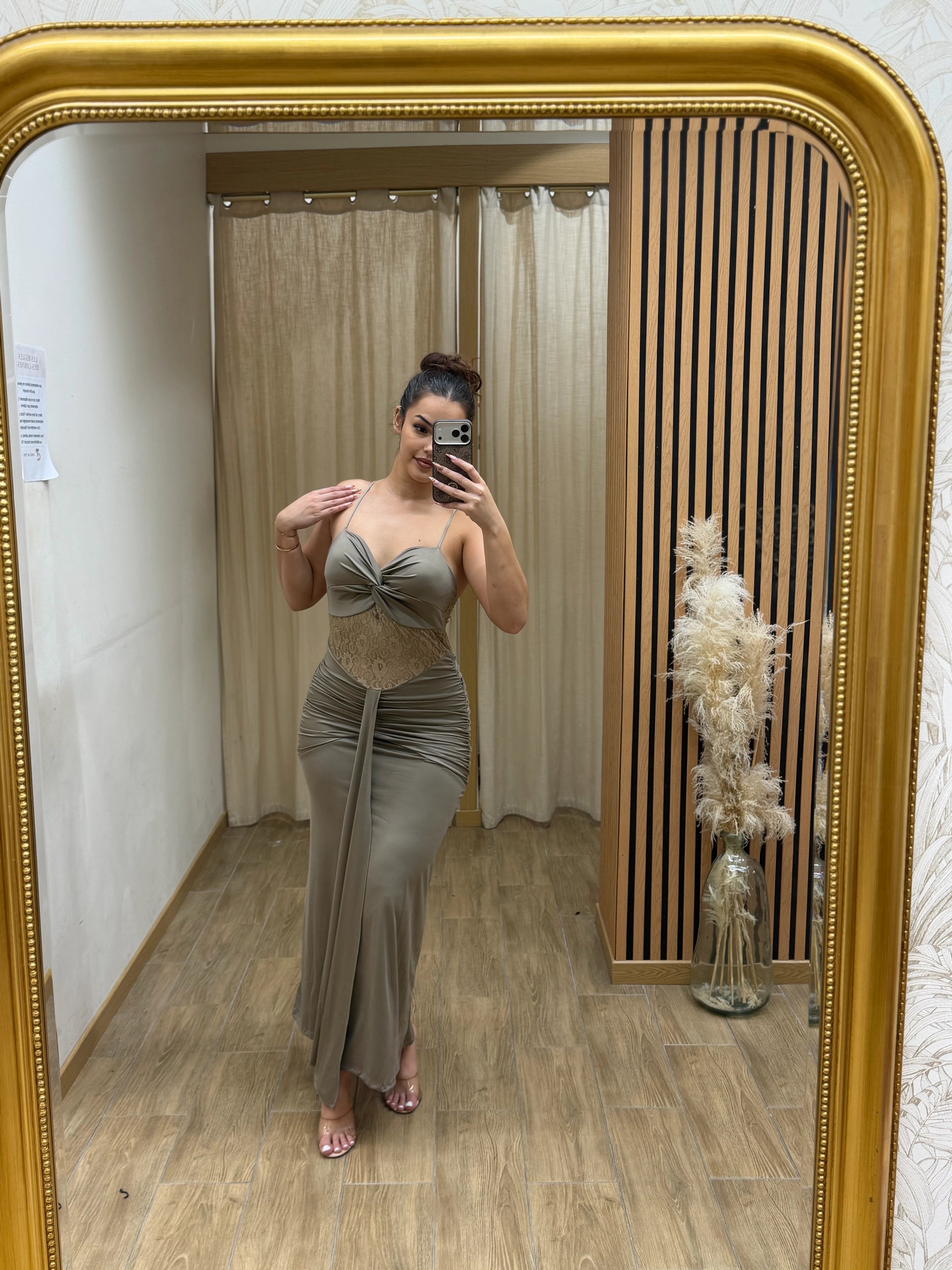 ROBE ARYETTE