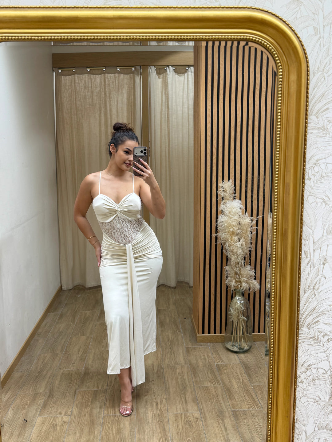 ROBE ARYETTE