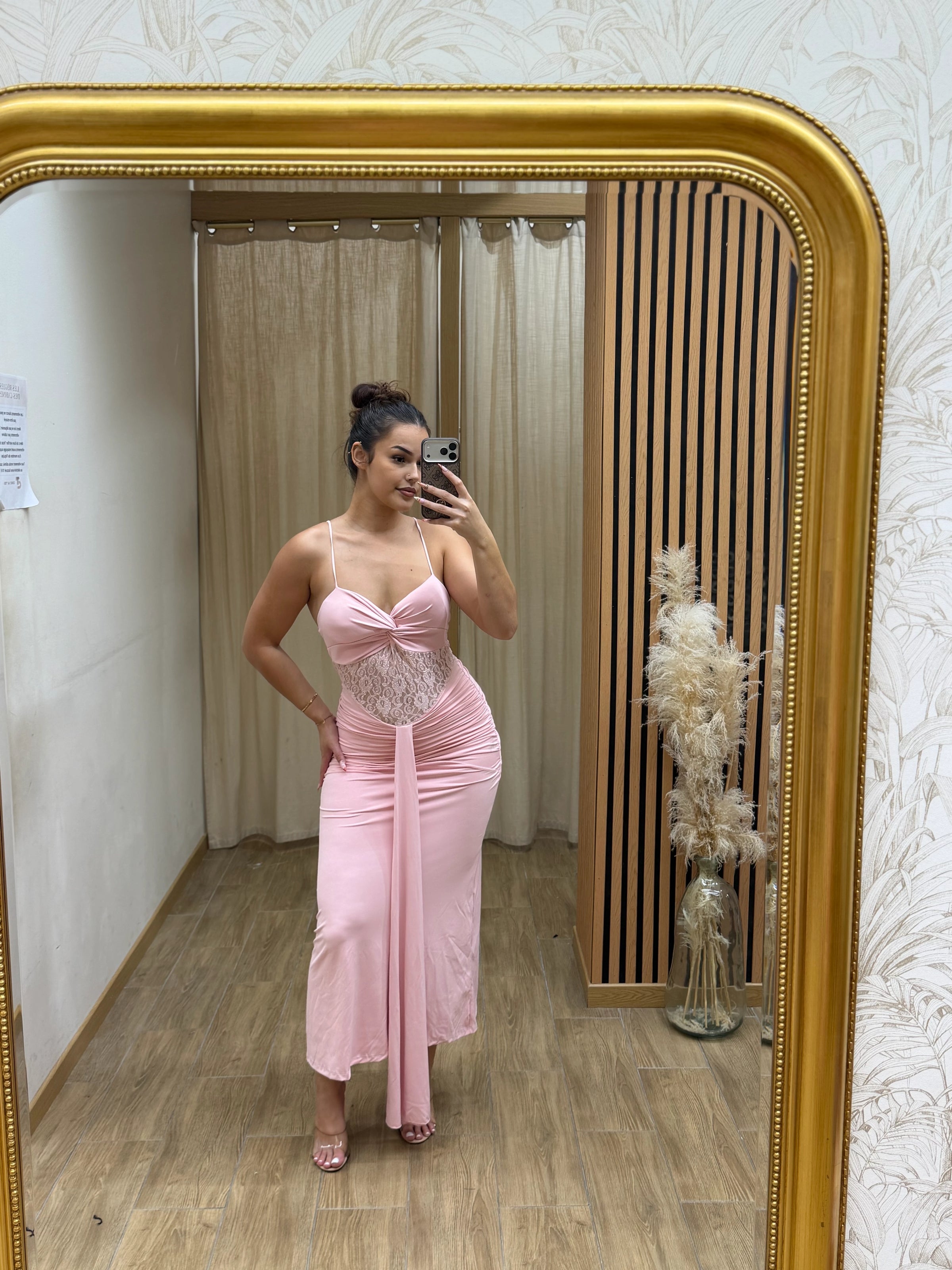 ROBE ARYETTE