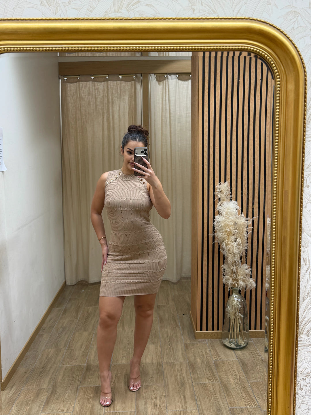 ROBE YRIS