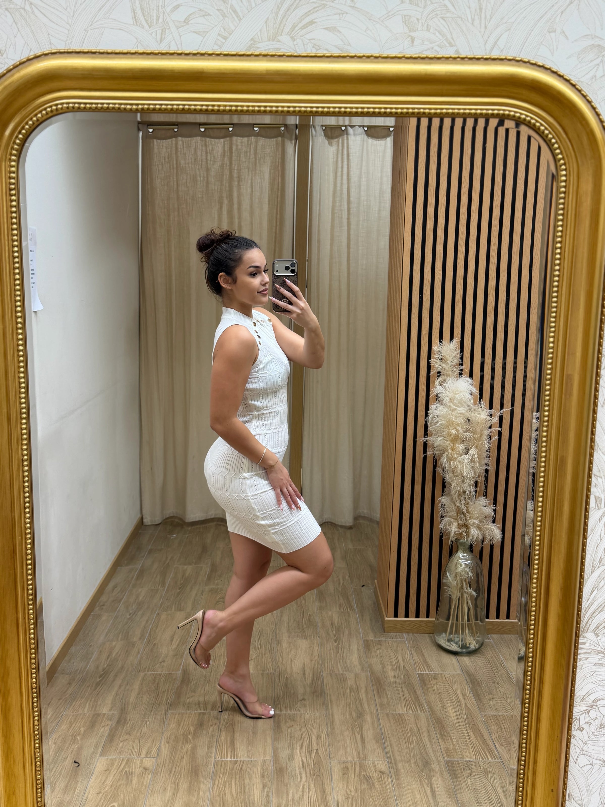 ROBE YRIS