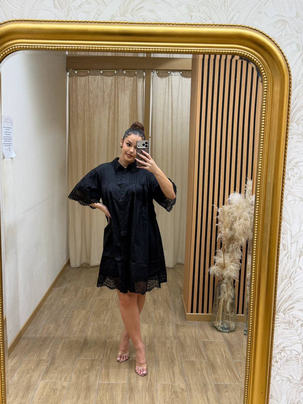 ROBE NESLI