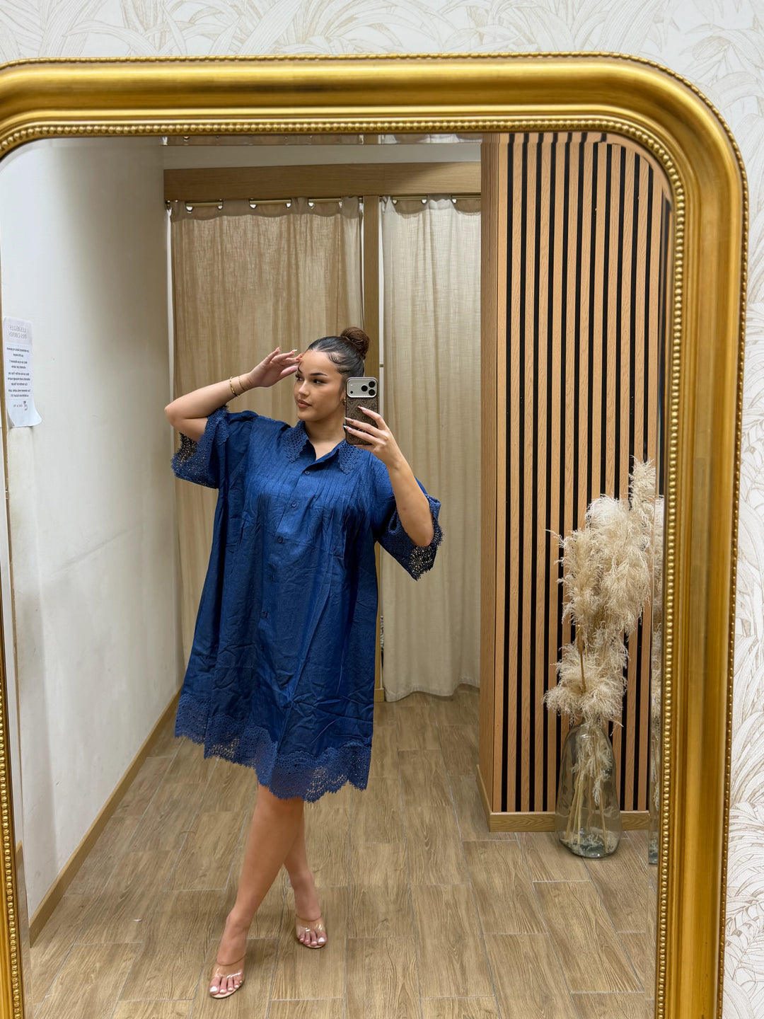 ROBE NESLI