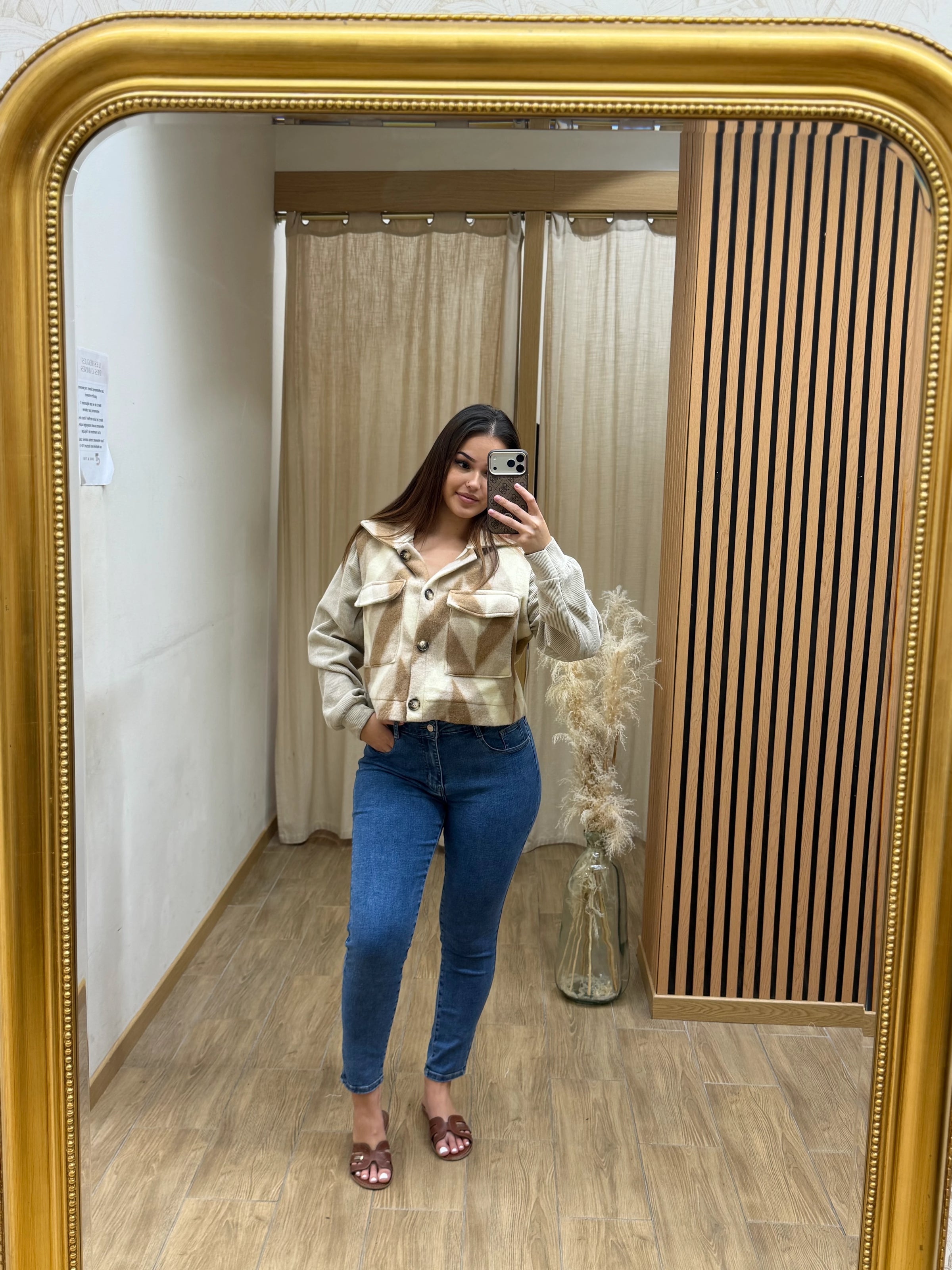 Veste Aenora tendance femme – Chic & Toi Saint-Pierre