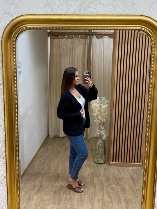 Gilet Nayora détail femme – Chic &amp; Toi La Réunion