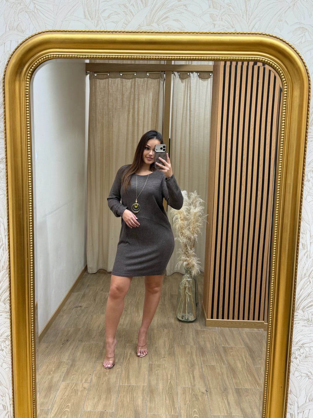 Robe pull Amel féminine tendance – Chic &amp; Toi La Réunion