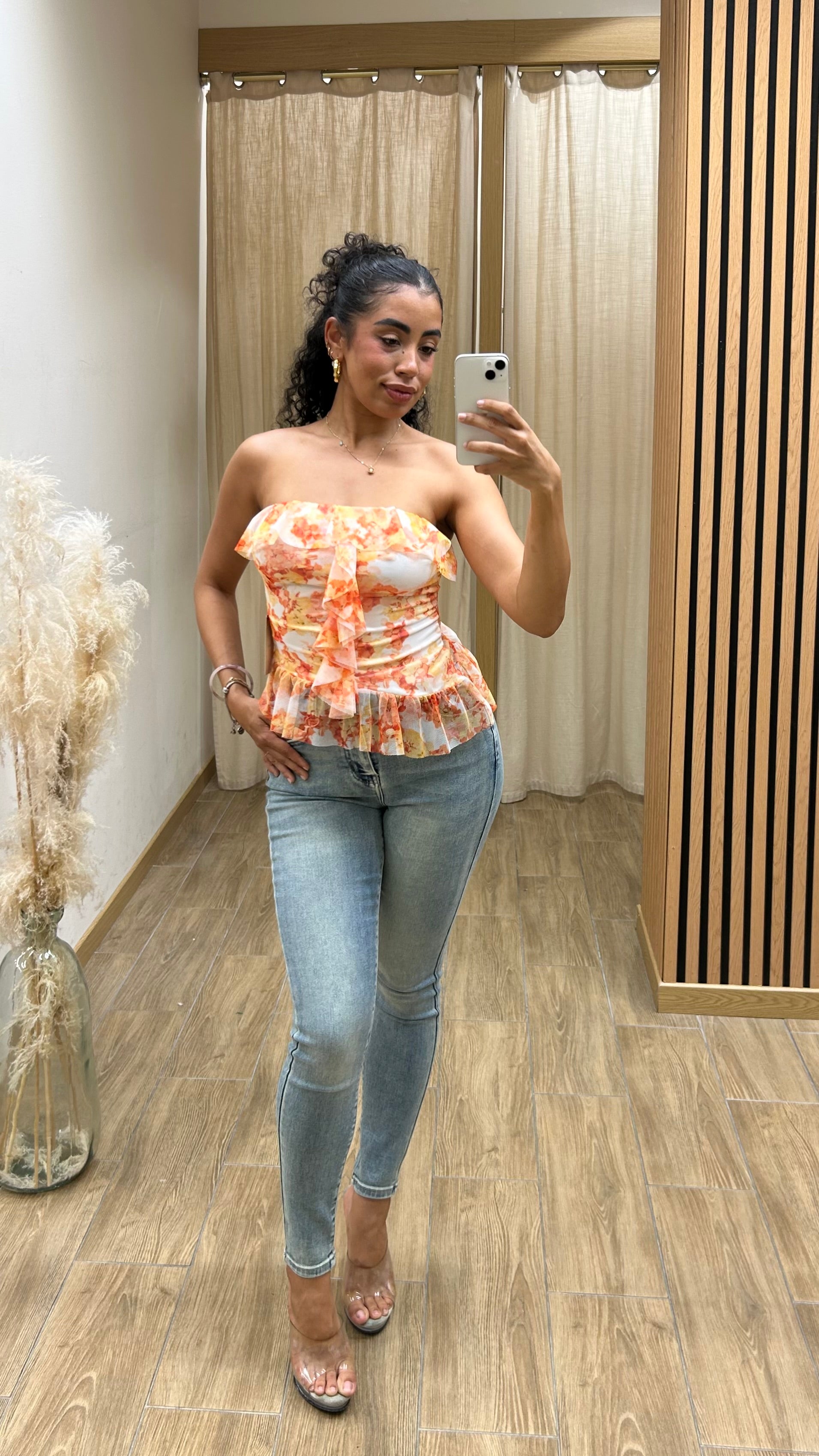 TOP LAURINA