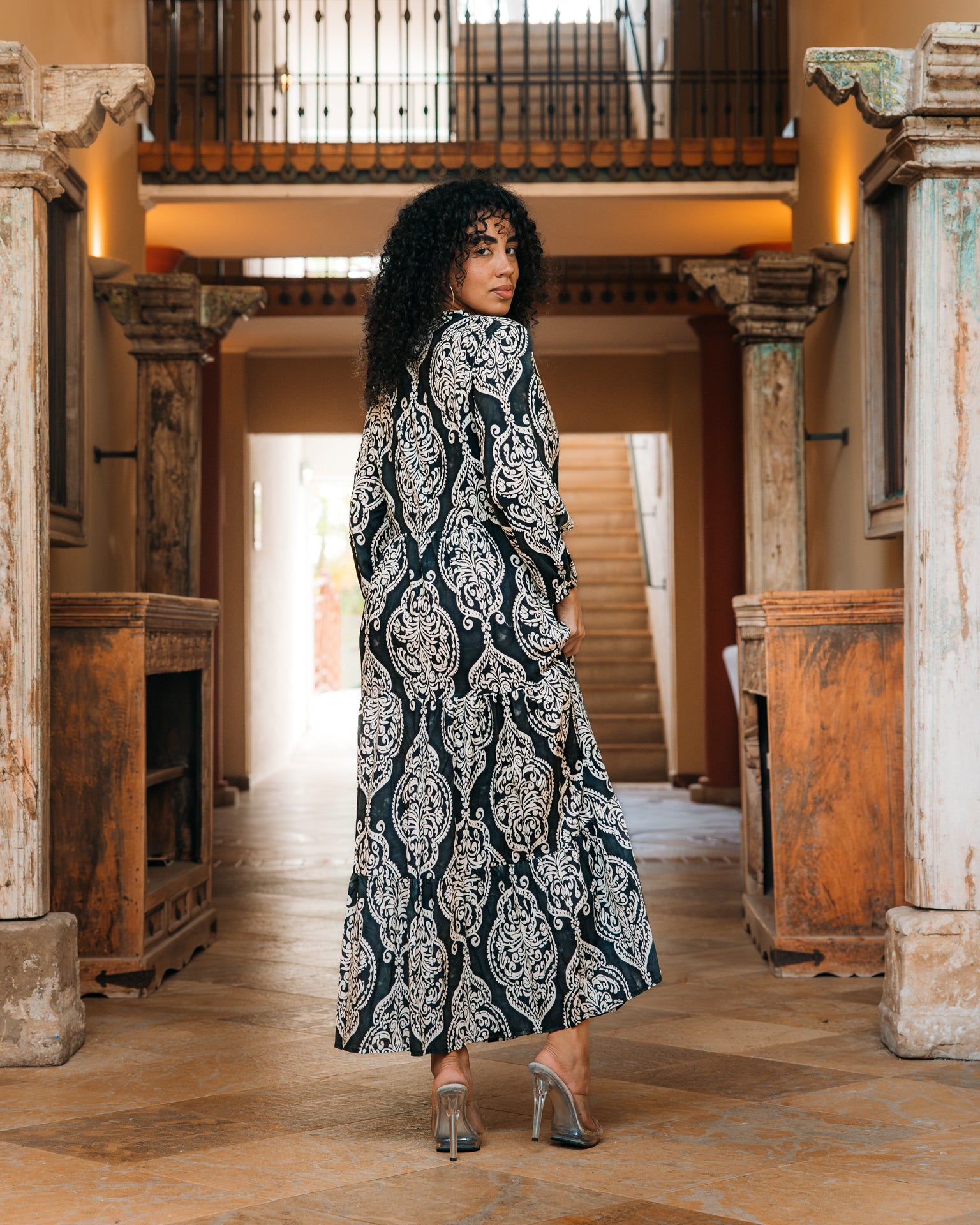 ROBE TALYNE