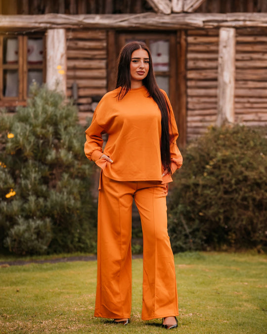 ENSEMBLE LAUREN