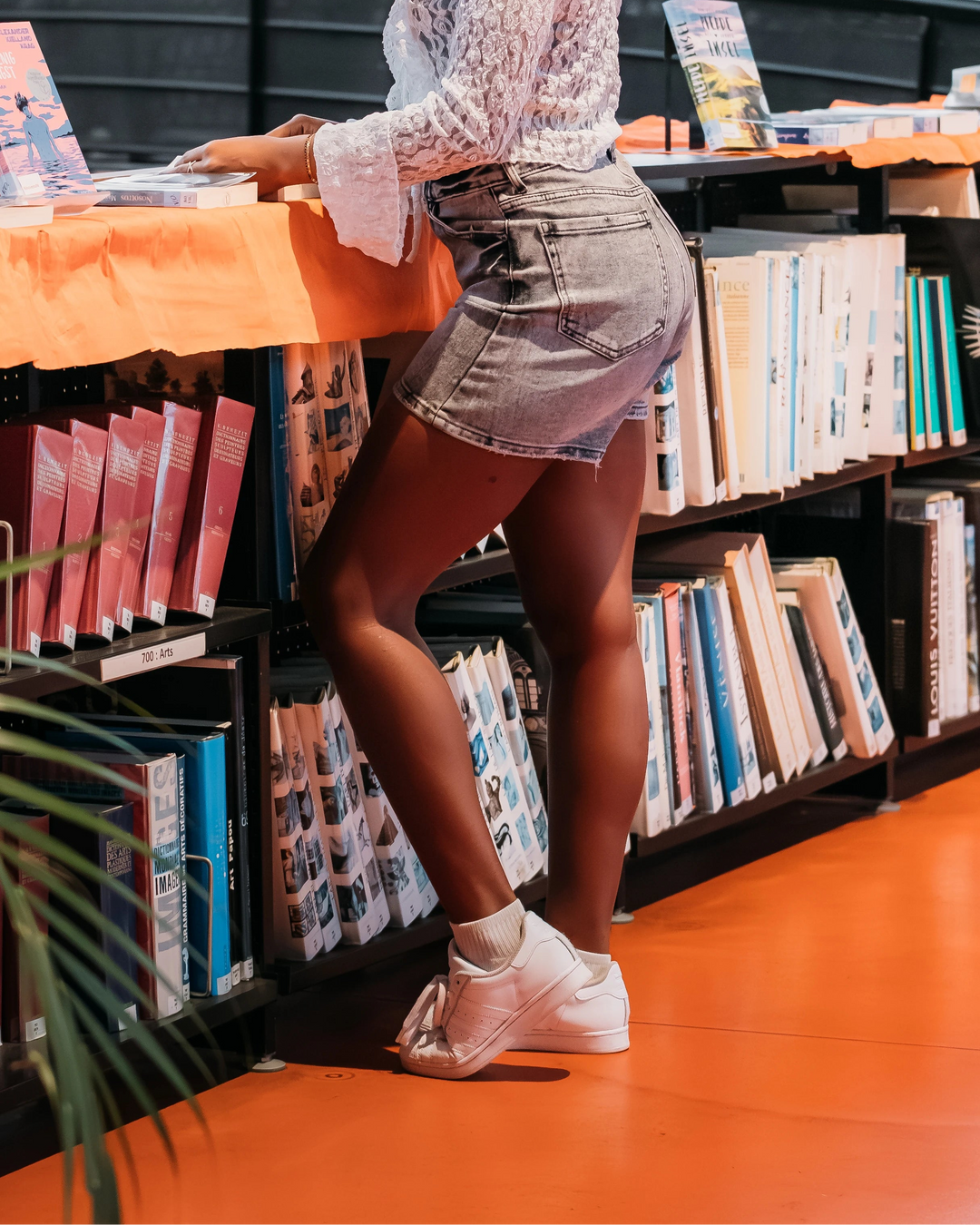 SHORT M66285-5