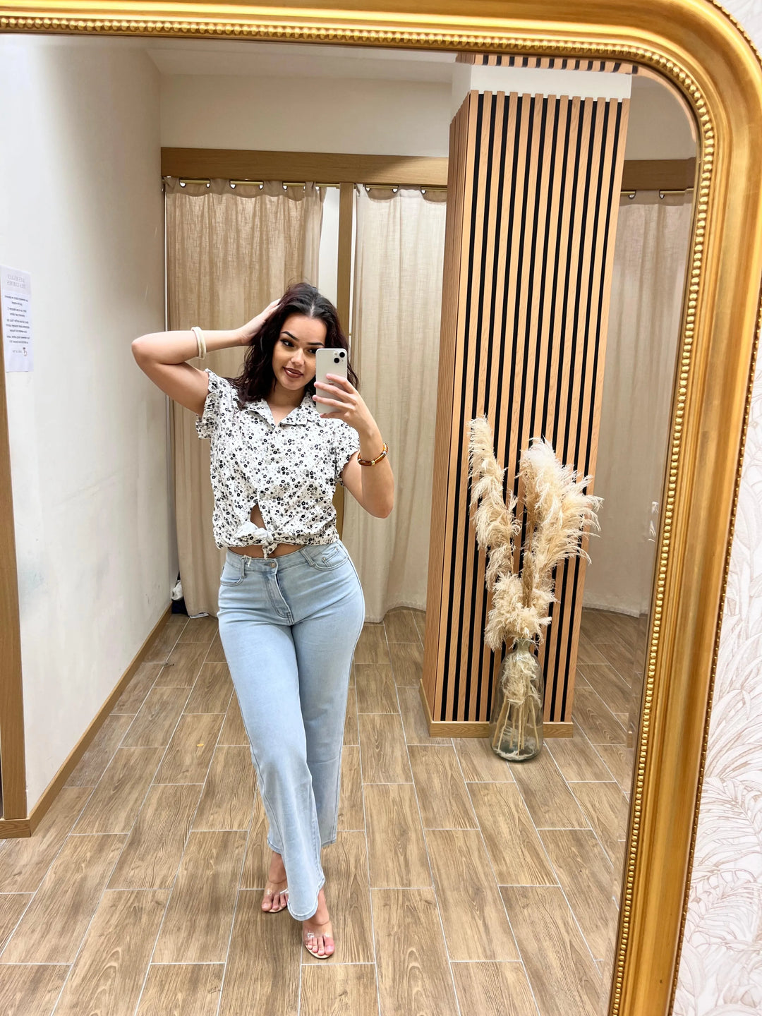 TOP NADINE