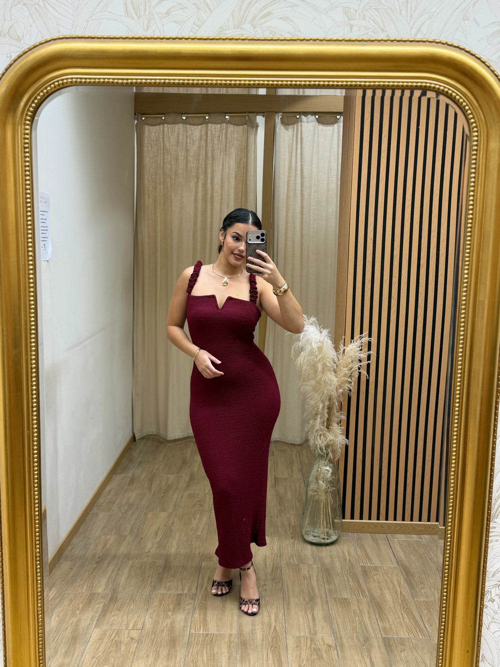 ROBE KENYLAN