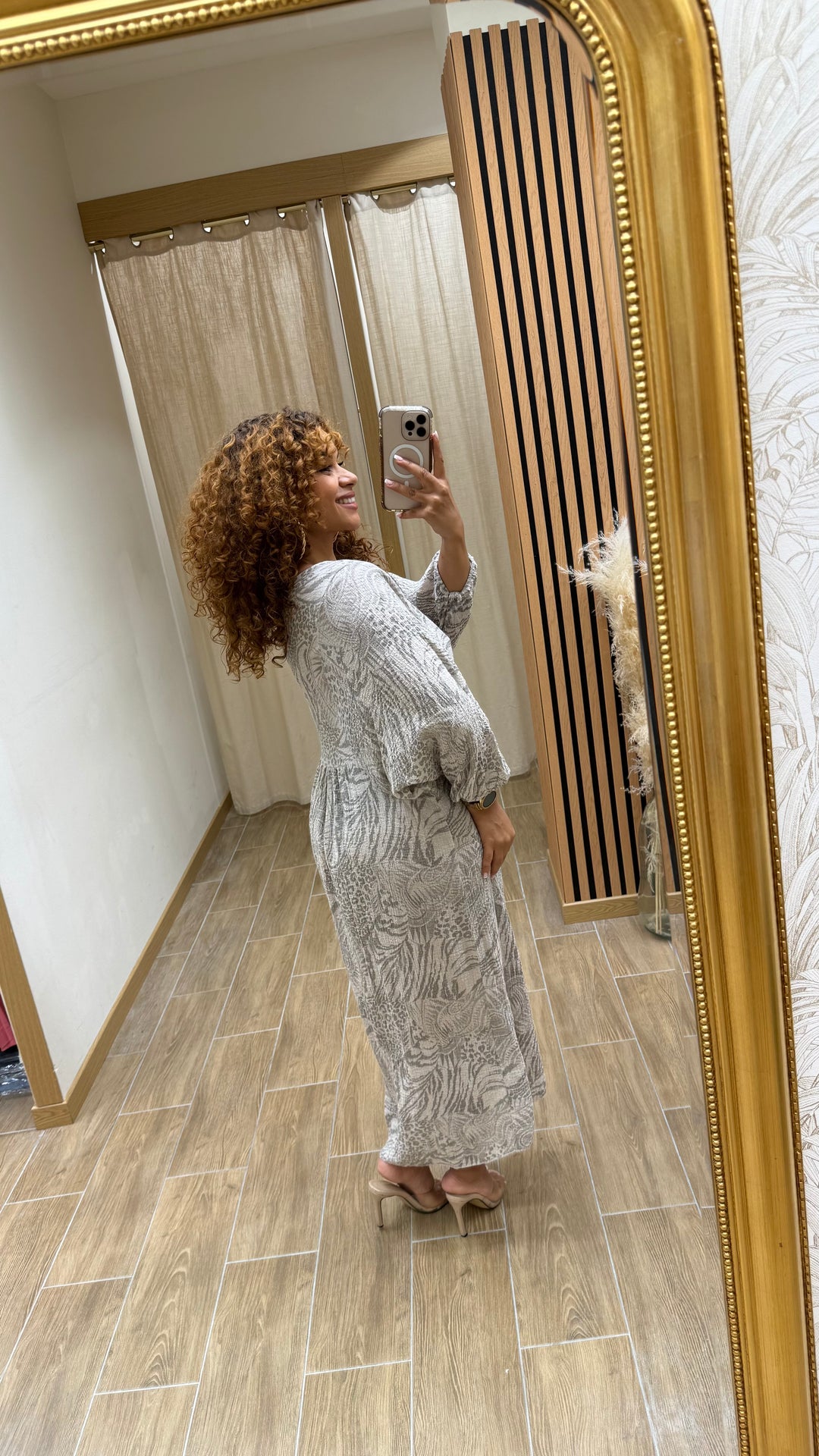 ROBE ZAHÉLIE