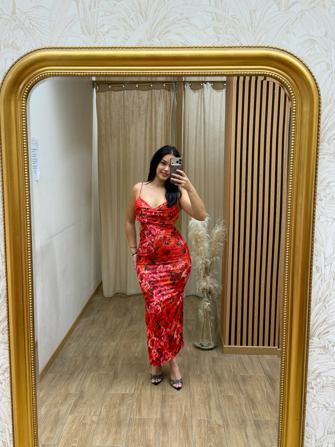 ROBE WYNORA