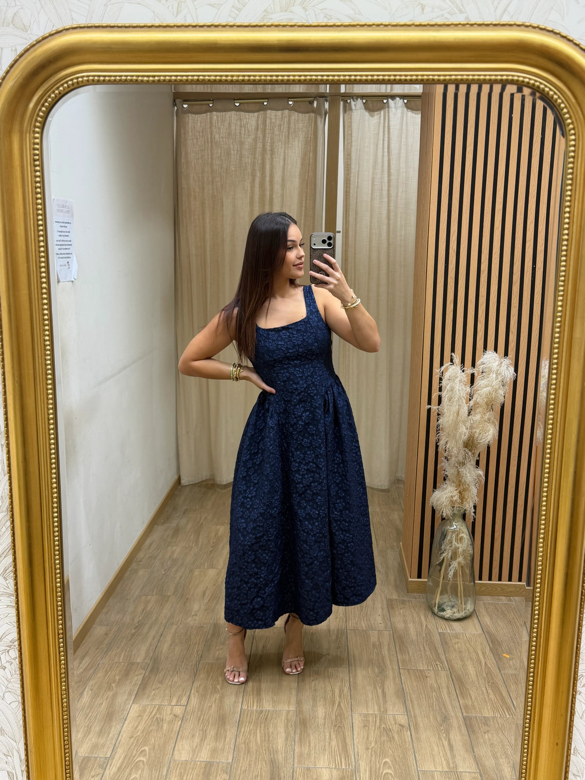 Robe longue intemporelle Marjory bleu marine femme CHIC & TOI La Réunion