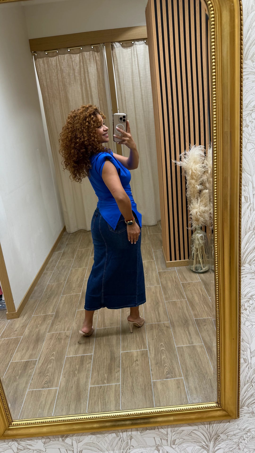 HAUT KATIA