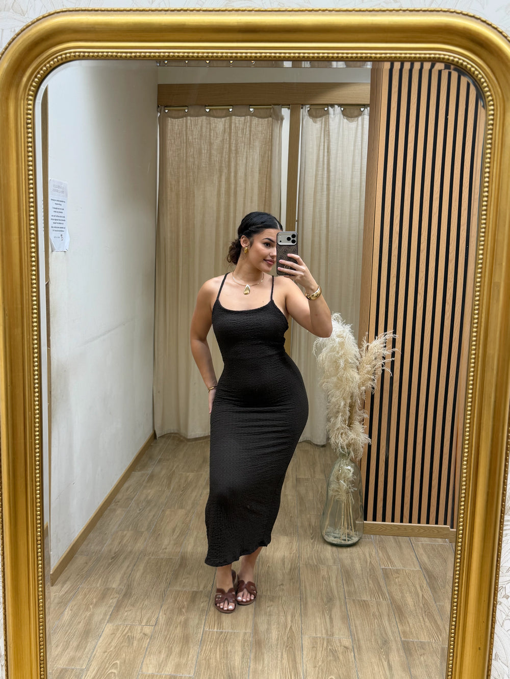 ROBE SISILYA