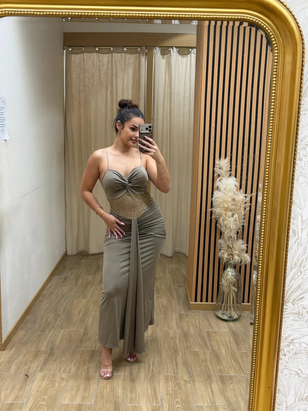 ROBE ARYETTE