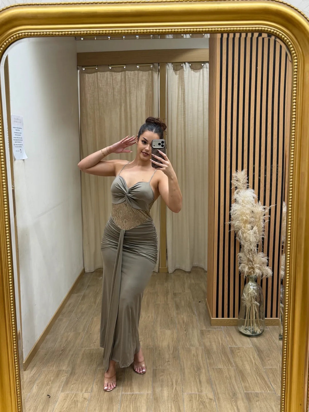 ROBE ARYETTE
