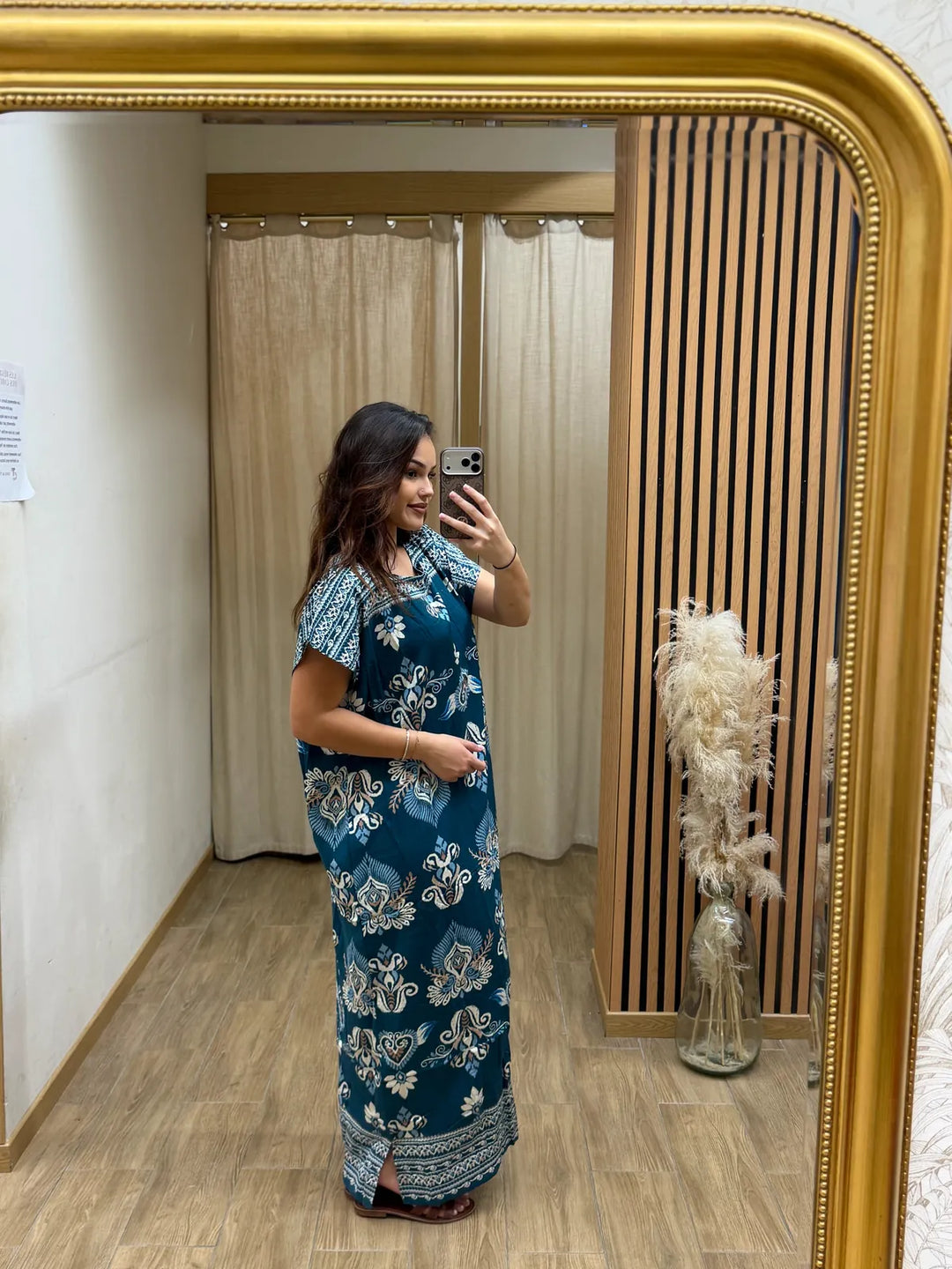 Robe Amelia tendance femme – Chic &amp; Toi Saint-Pierre