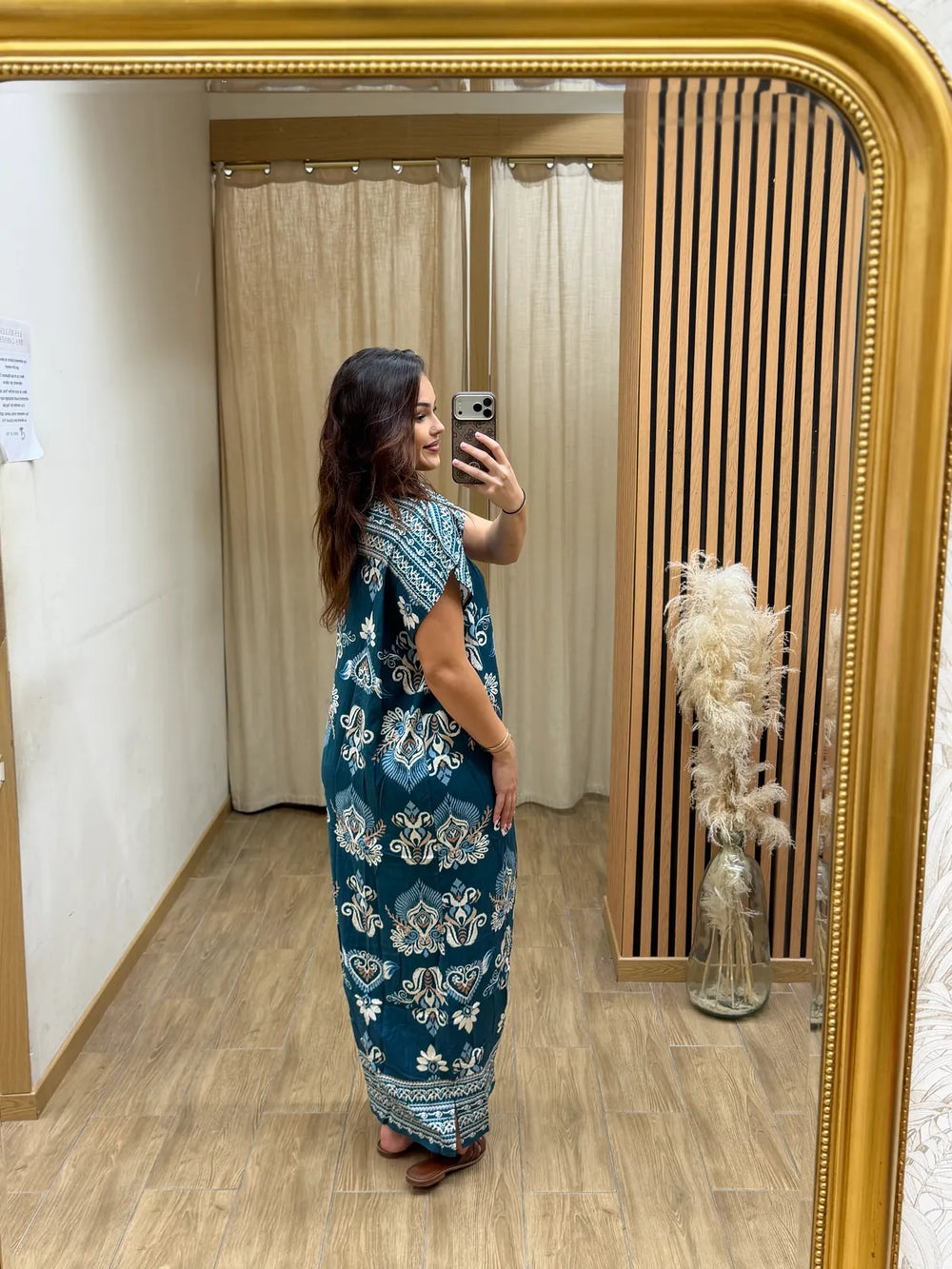 Robe Amelia coupe moderne femme – boutique mode Réunion