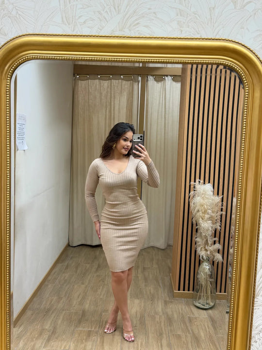Robe Sylvanna détail femme – Chic &amp; Toi La Réunion