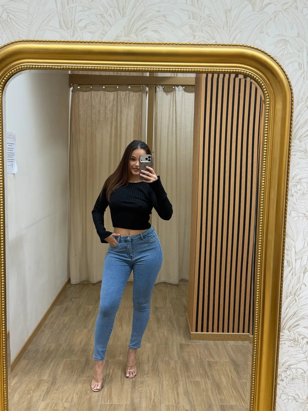 Jean 77929 coupe moderne femme – boutique mode Réunion
