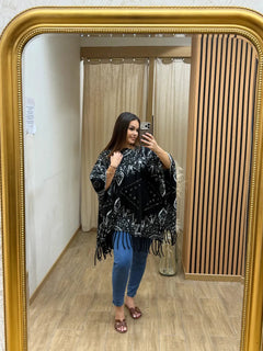 poncho ethnique noir beige femme CHIC & TOI La Réunion