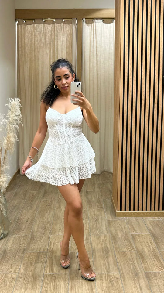 Robe Delvina féminine élégante – Chic &amp; Toi La Réunion