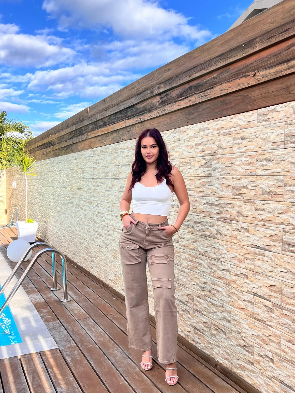 Jean cargo A557 coupe moderne femme – Chic & Toi La Réunion